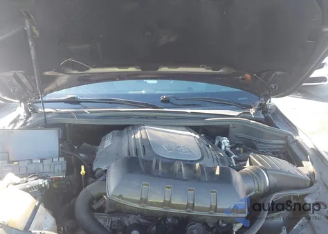 2018 Jeep Grand Cherokee Overland 4X4 из США, поврежденный, VIN 1C4RJFCT2JC343874